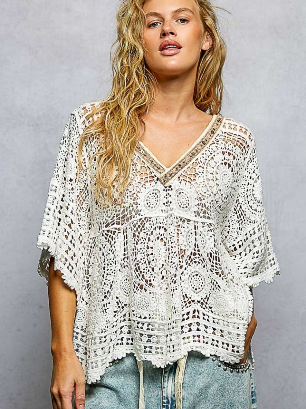 NWOT POL V-Neck Crochet Top White size- OSFM